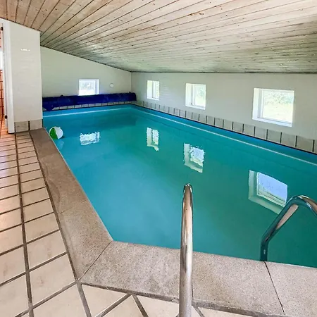 Semesterbostad Beautiful In With Sauna